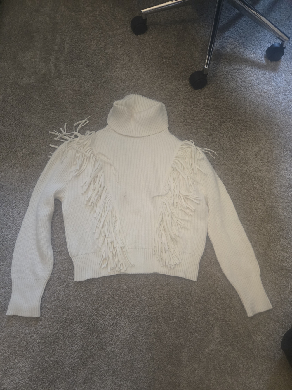 Turtleneck Fringe Sweater - White - Picture 4 of 6